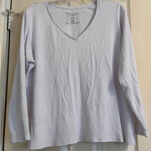 Women's white  V-Neck Top